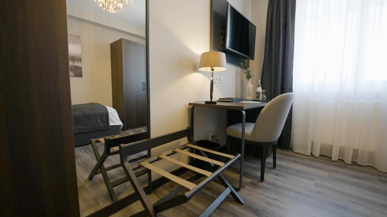 Hotel Busch Gütersloh Buitenkant foto
